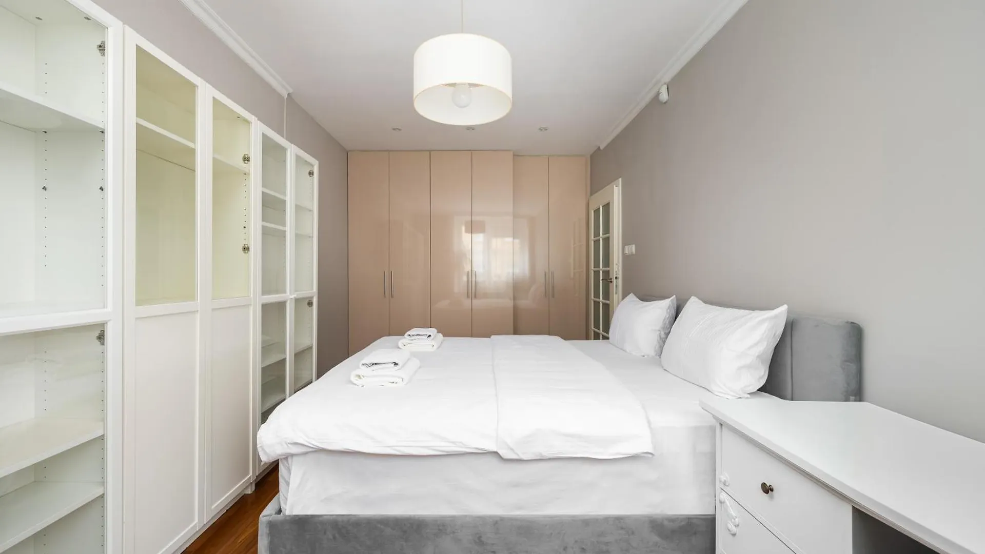 Wilcza City Centre Cosy Apartment Warszawa 0*,  Polen