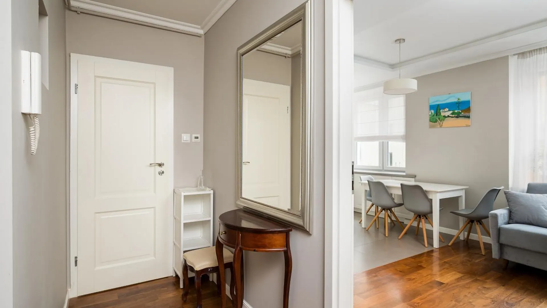 Wilcza City Centre Cosy Apartment Warszawa